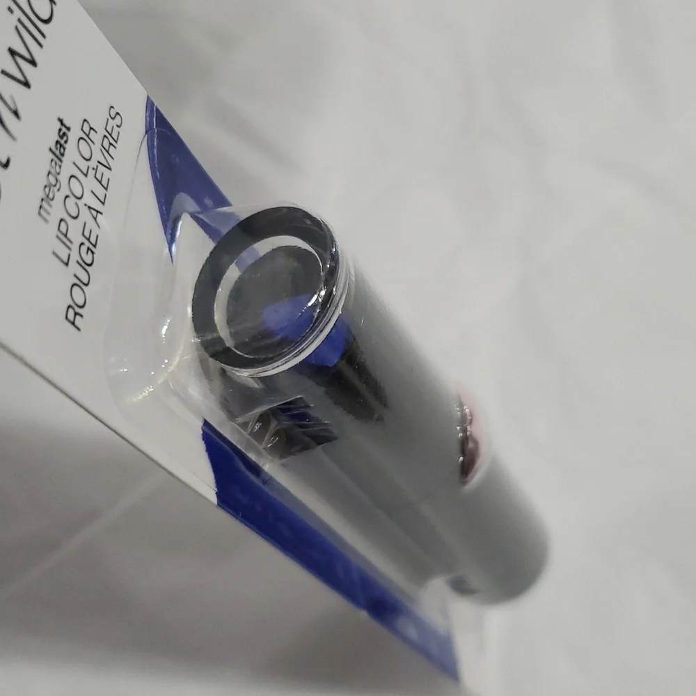 Wet n wild 2 pack Galaxy Blue Mega‎ Last Lip Color new